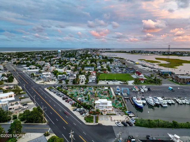 $5,700,000 | 501 Broadway, Barnegat Light, NJ 08006