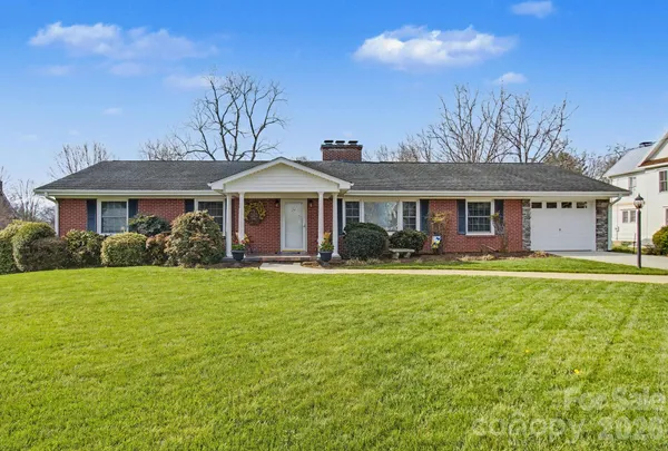 $850,000 | 24 Church Street, Weaverville, NC 28787