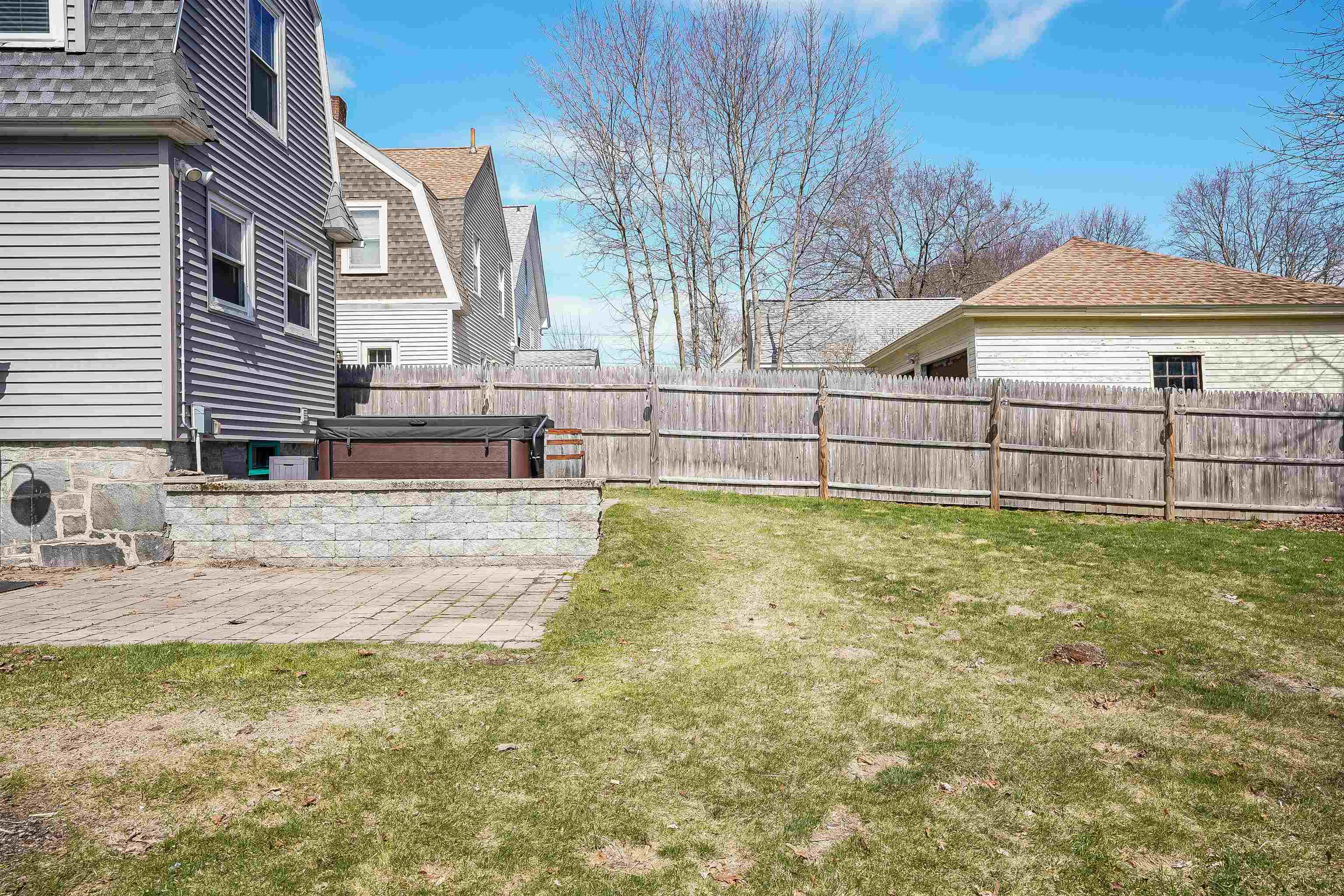 24 Fifield Street Nashua, NH 03060 - Photo 24 of 32