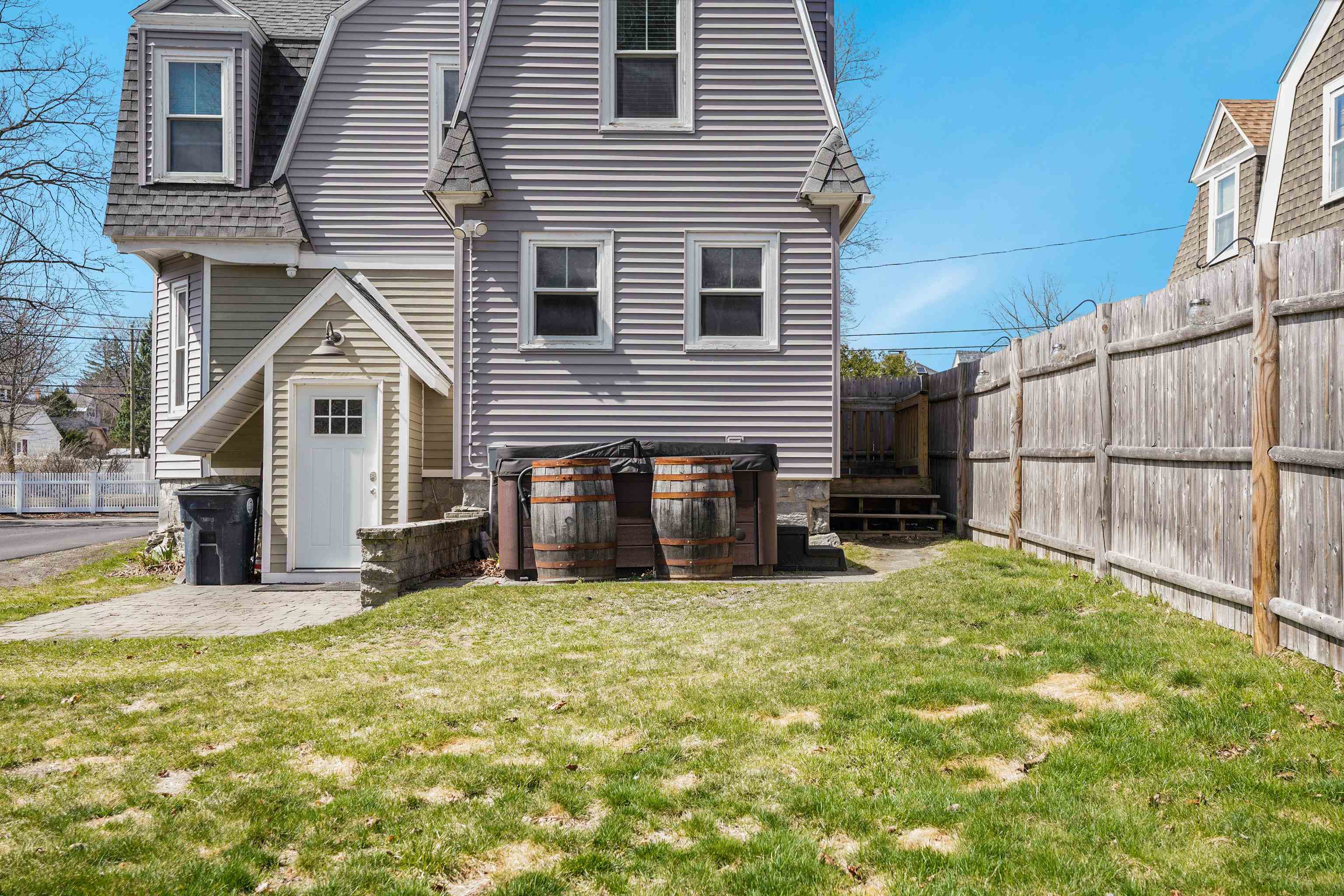 24 Fifield Street Nashua, NH 03060 - Photo 26 of 32