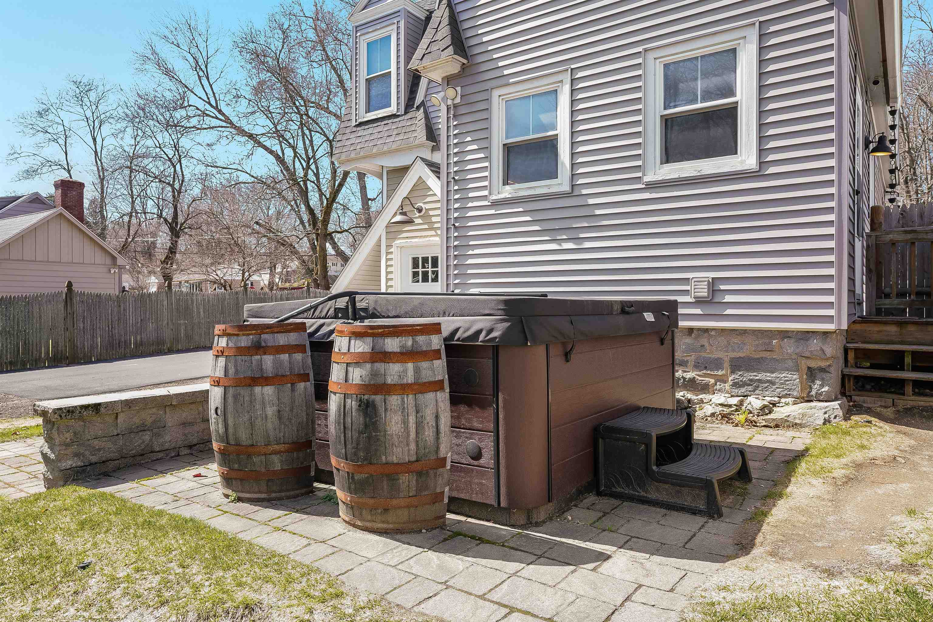 24 Fifield Street Nashua, NH 03060 - Photo 28 of 32