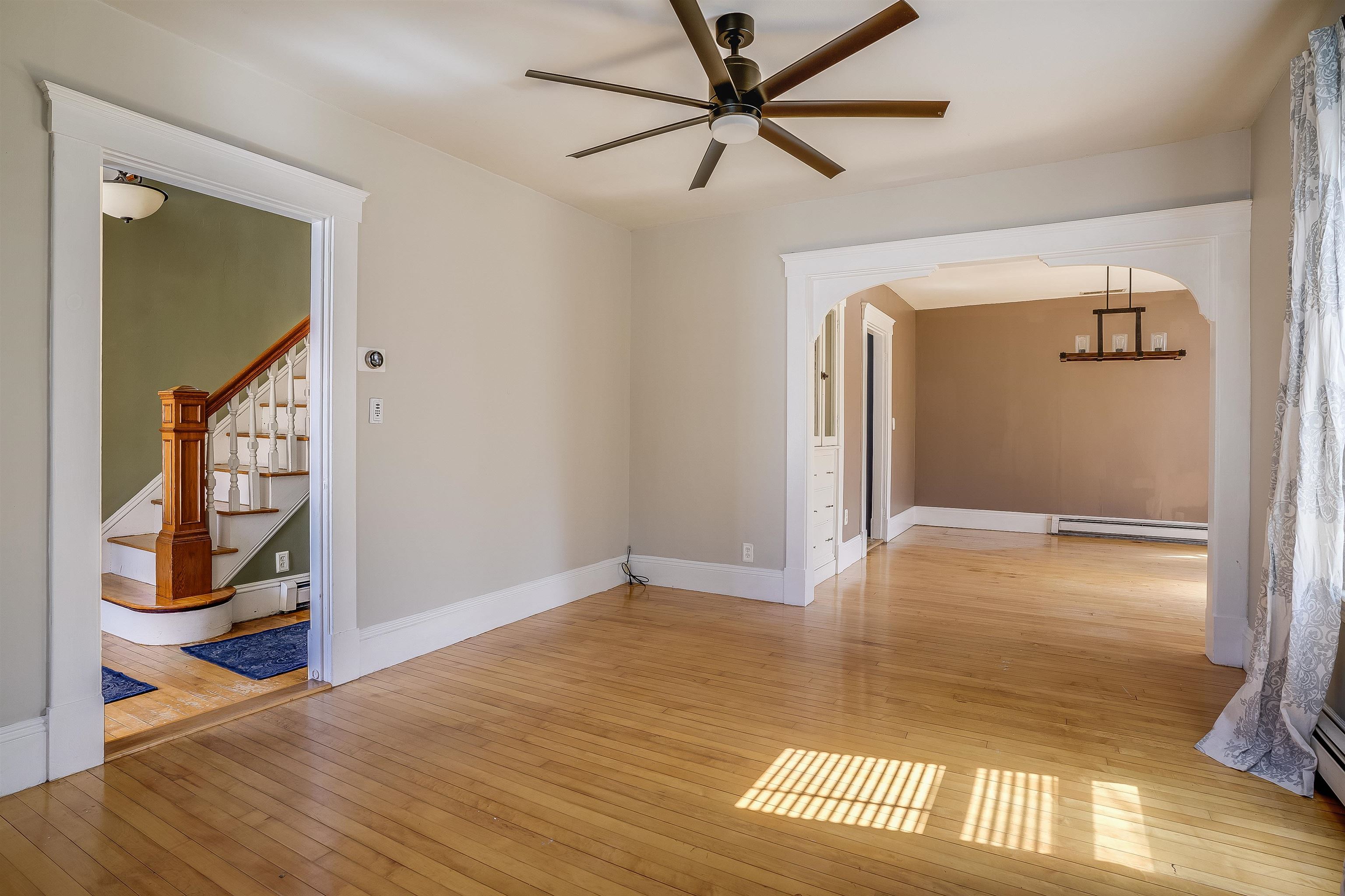 24 Fifield Street Nashua, NH 03060 - Photo 5 of 32