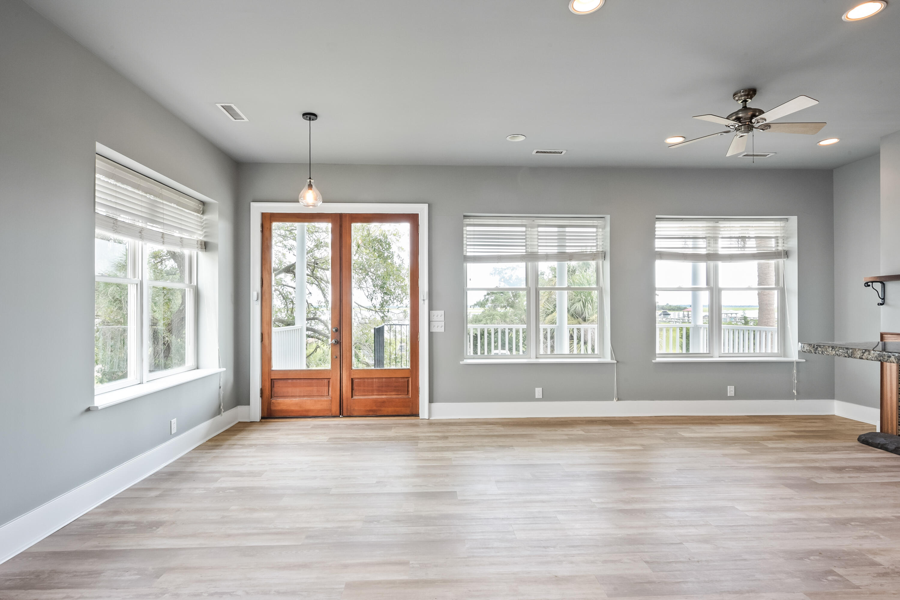 928 West Oceanview Road Charleston, SC 29412 - Photo 27 of 92 DSC_5811