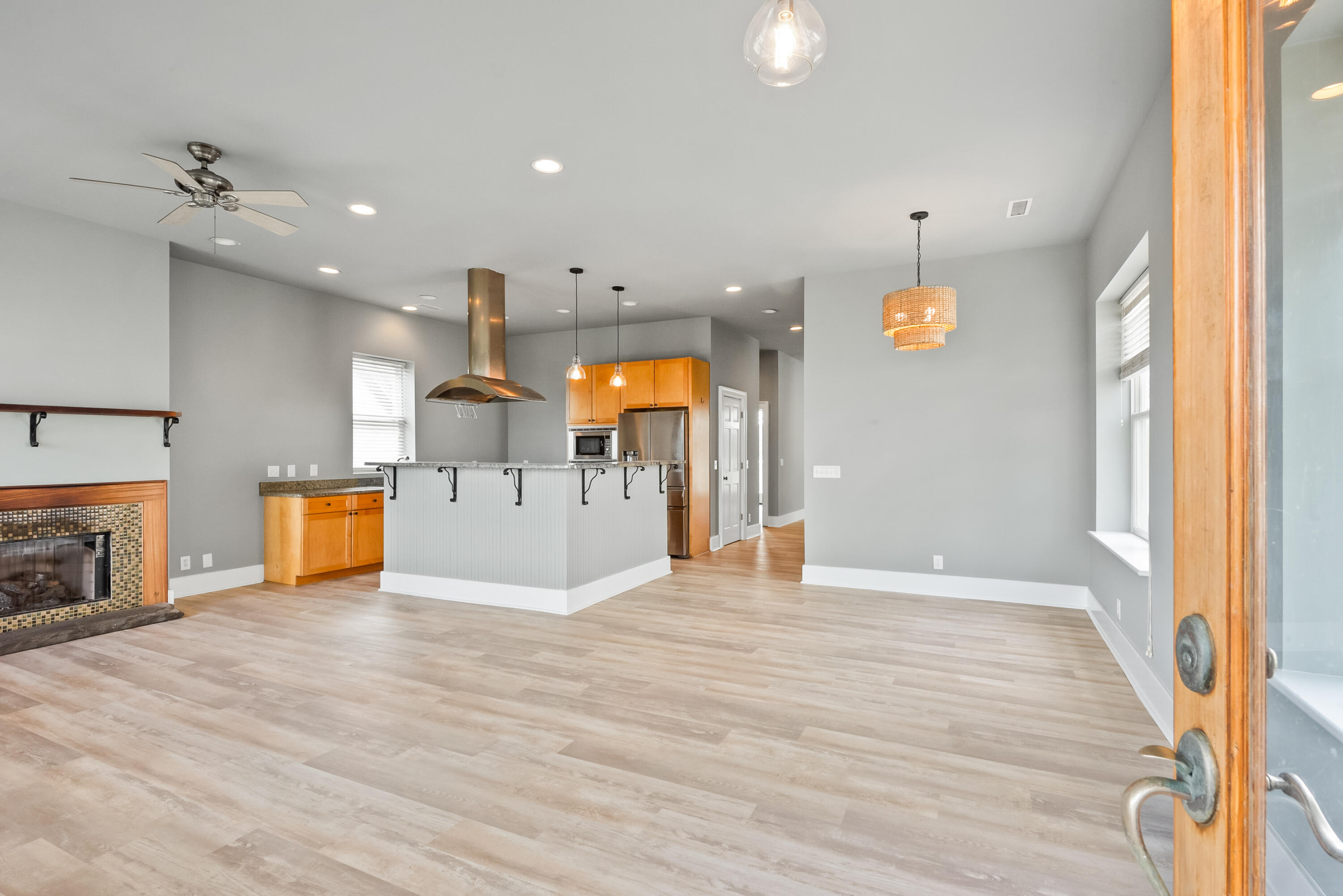 928 West Oceanview Road Charleston, SC 29412 - Photo 3 of 92 DSC_5760