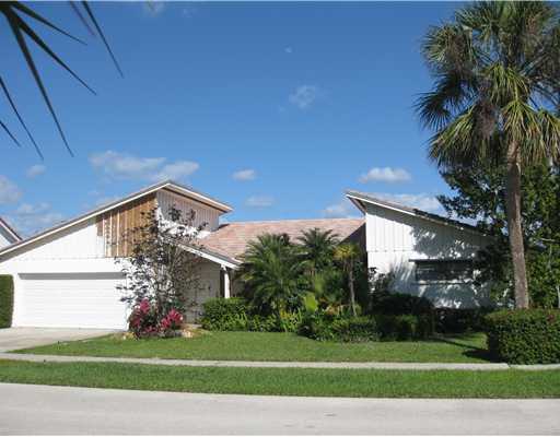 2068 Southwest 7th Court Boca Raton, FL 33486 - Photo 1 of 12 Primary Photo