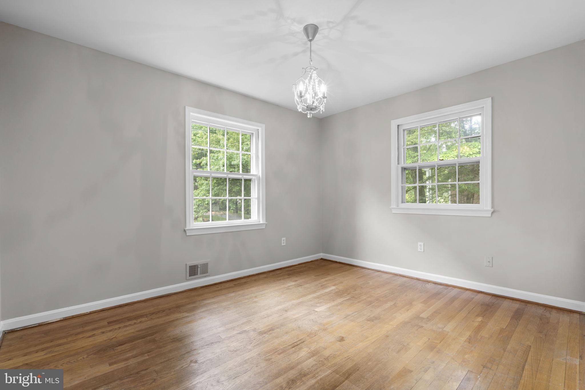 1585 Kimblewick Road Potomac, MD 20854 - Photo 39 of 60
