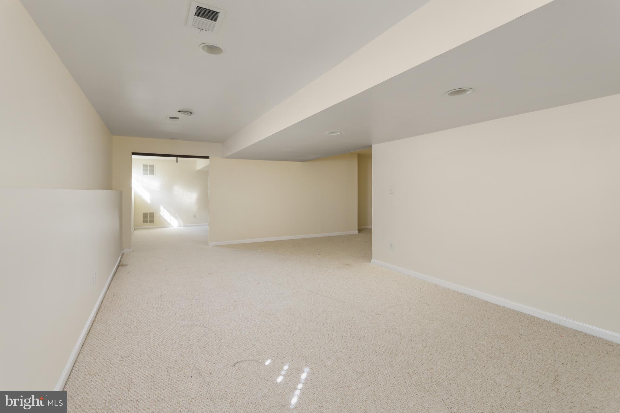 3 Jasper Drive Columbus, NJ 08022 - Photo 37 of 42