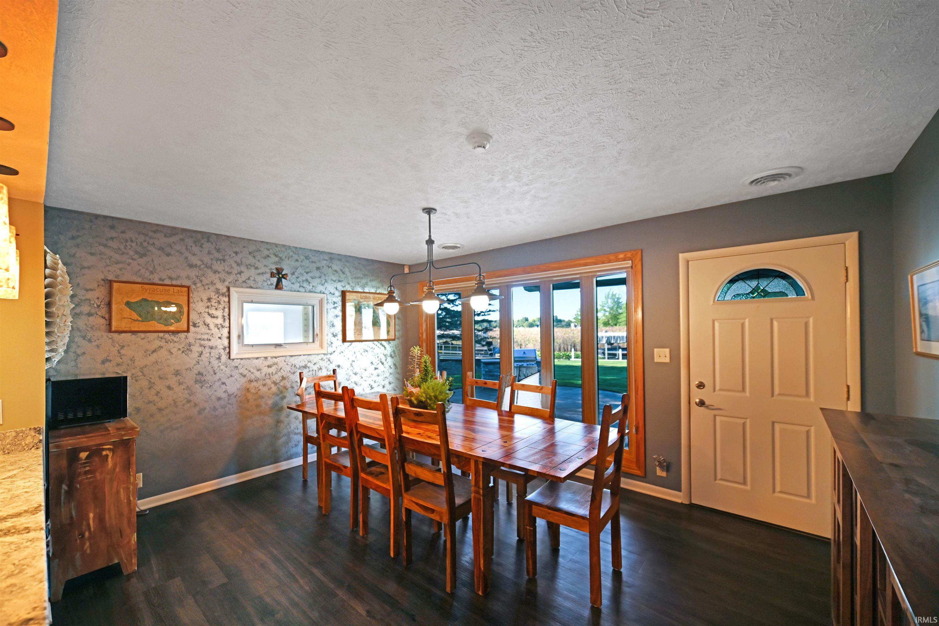 531 East Lake View Road Syracuse, IN 46567 - Photo 13 of 27 Gallery Image 13