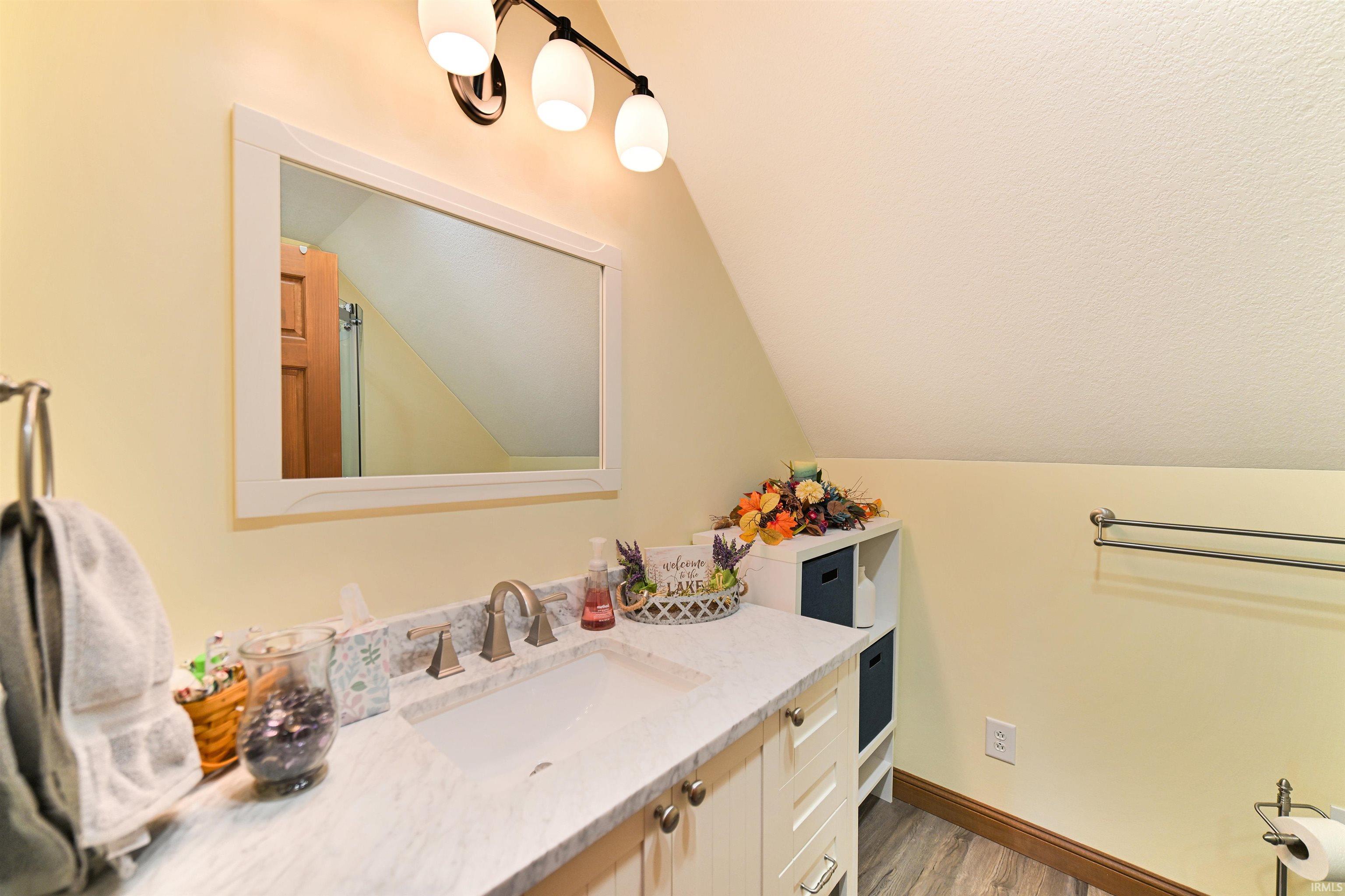 531 East Lake View Road Syracuse, IN 46567 - Photo 24 of 27 Gallery Image 24