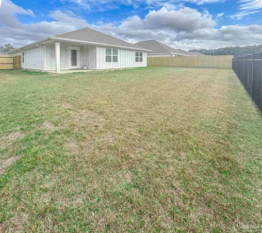 $2,200 | 4006 Whitetail Lane, Pensacola, FL 32526