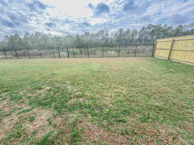 $2,200 | 4006 Whitetail Lane, Pensacola, FL 32526