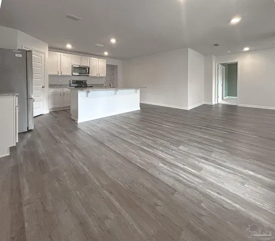 $2,200 | 4006 Whitetail Lane, Pensacola, FL 32526