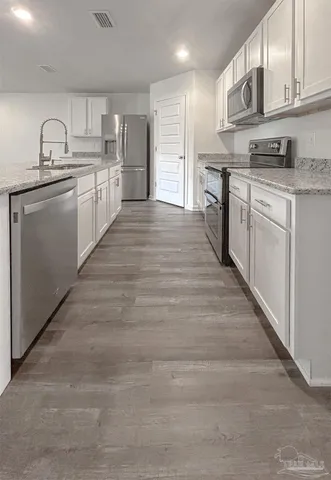 $2,200 | 4006 Whitetail Lane, Pensacola, FL 32526