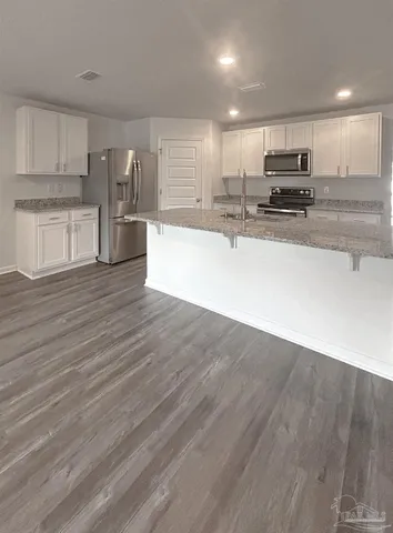 $2,200 | 4006 Whitetail Lane, Pensacola, FL 32526