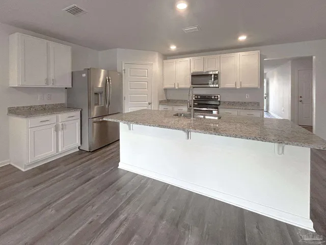 $2,200 | 4006 Whitetail Lane, Pensacola, FL 32526