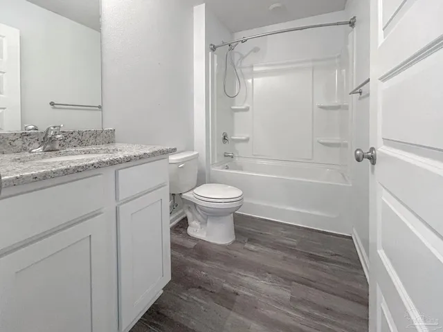 $2,200 | 4006 Whitetail Lane, Pensacola, FL 32526