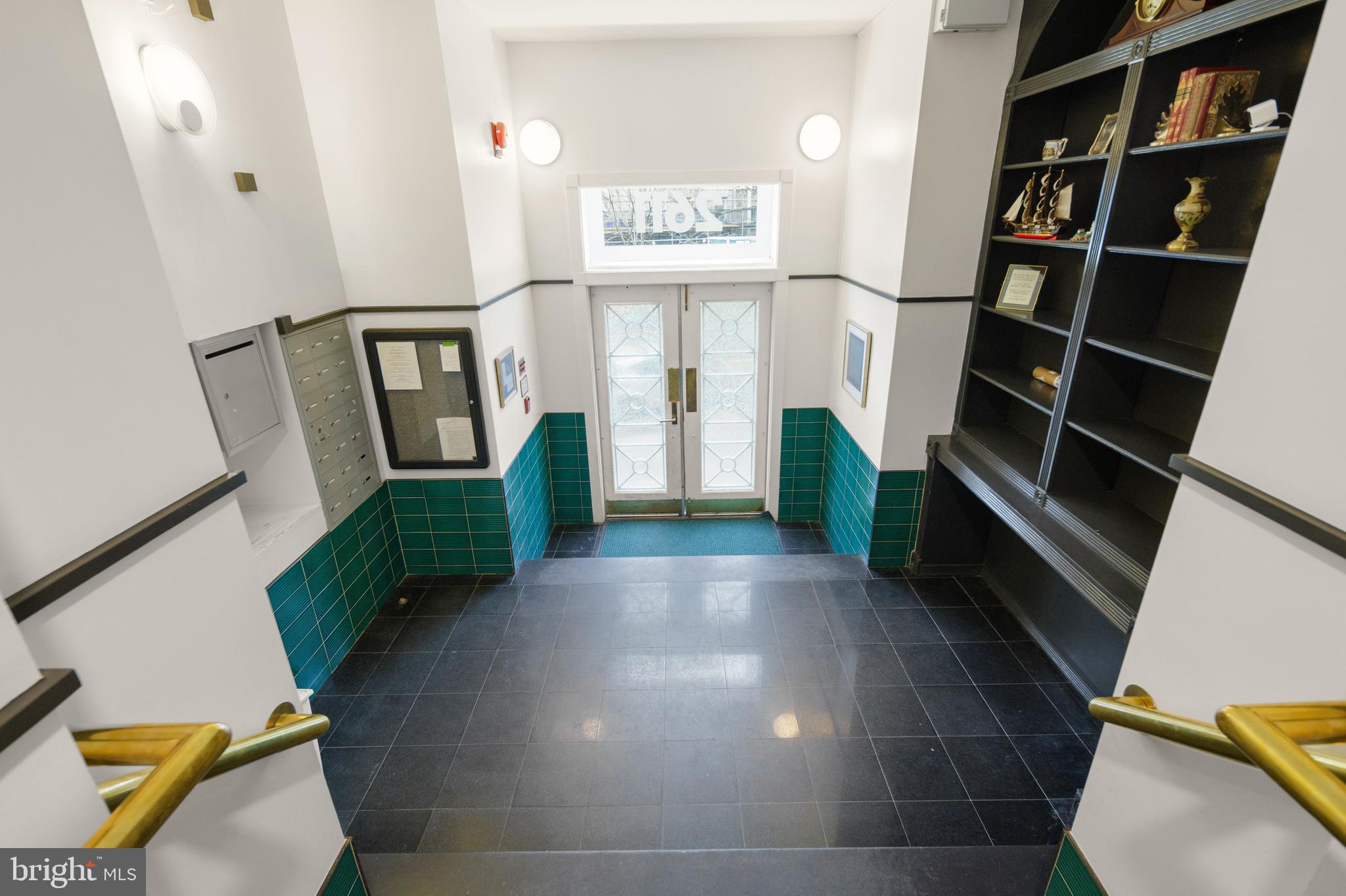 2611 Adams Mill Road Northwest, Unit 306 Washington, DC 20009 - Photo 21 of 23