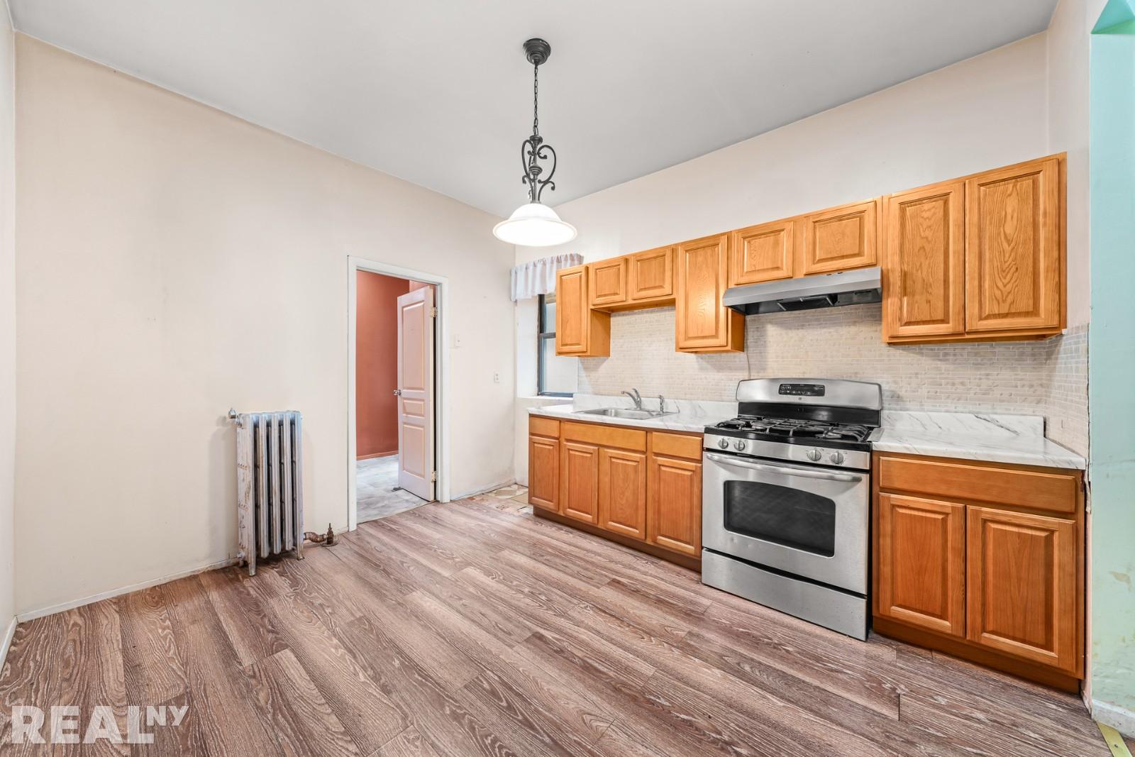 227 South 2nd Street, Unit 6 Brooklyn, NY 11211 - Photo 3 of 10 Photo 3