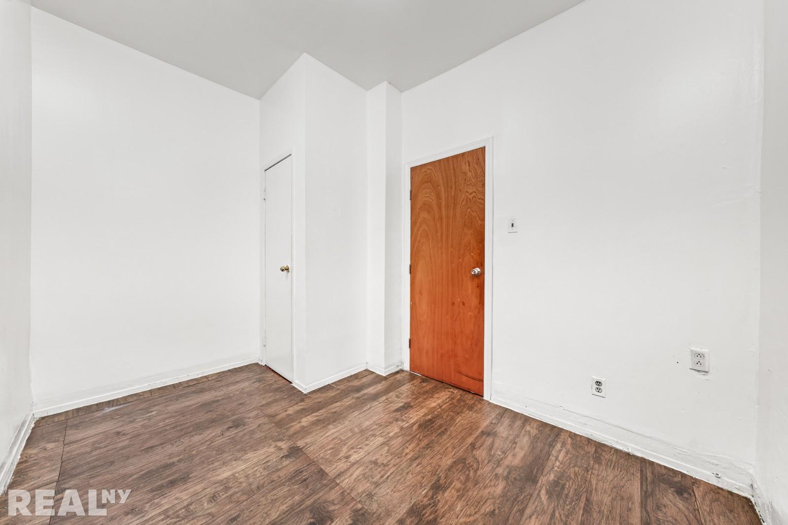 227 South 2nd Street, Unit 6 Brooklyn, NY 11211 - Photo 9 of 10 Photo 9