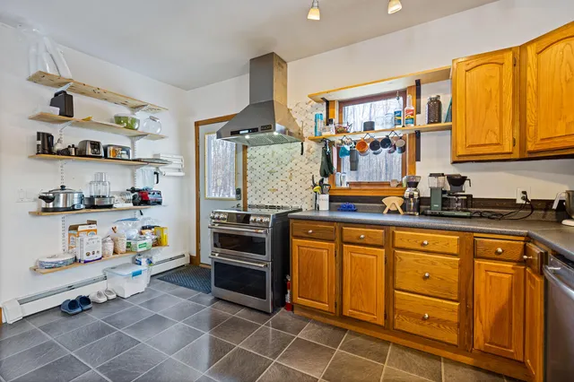 $340,000 | 62 Main Street, Vassalboro, ME 04989