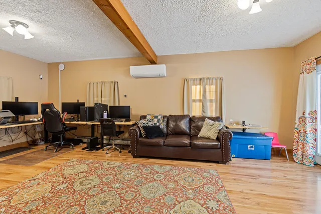 $340,000 | 62 Main Street, Vassalboro, ME 04989