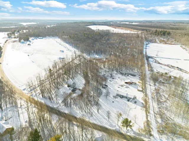 $340,000 | 62 Main Street, Vassalboro, ME 04989