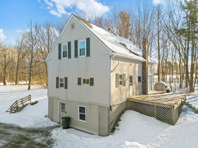 $340,000 | 62 Main Street, Vassalboro, ME 04989