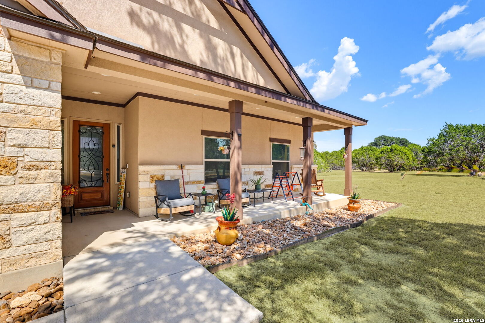 731 East Rio Azule Drive Pipe Creek, TX 78063 - Photo 7 of 34 Gallery Image 7
