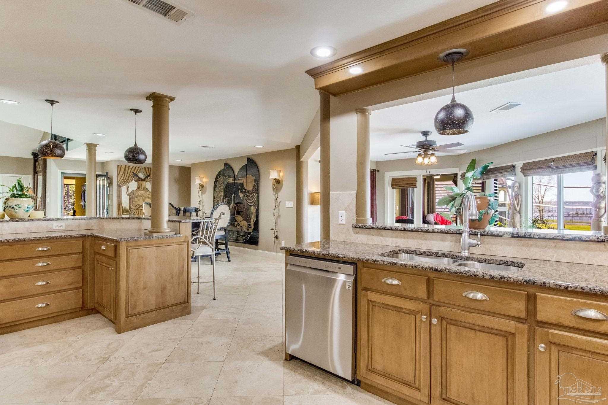 4552 Bayside Drive Milton, FL 32583 - Photo 18 of 71