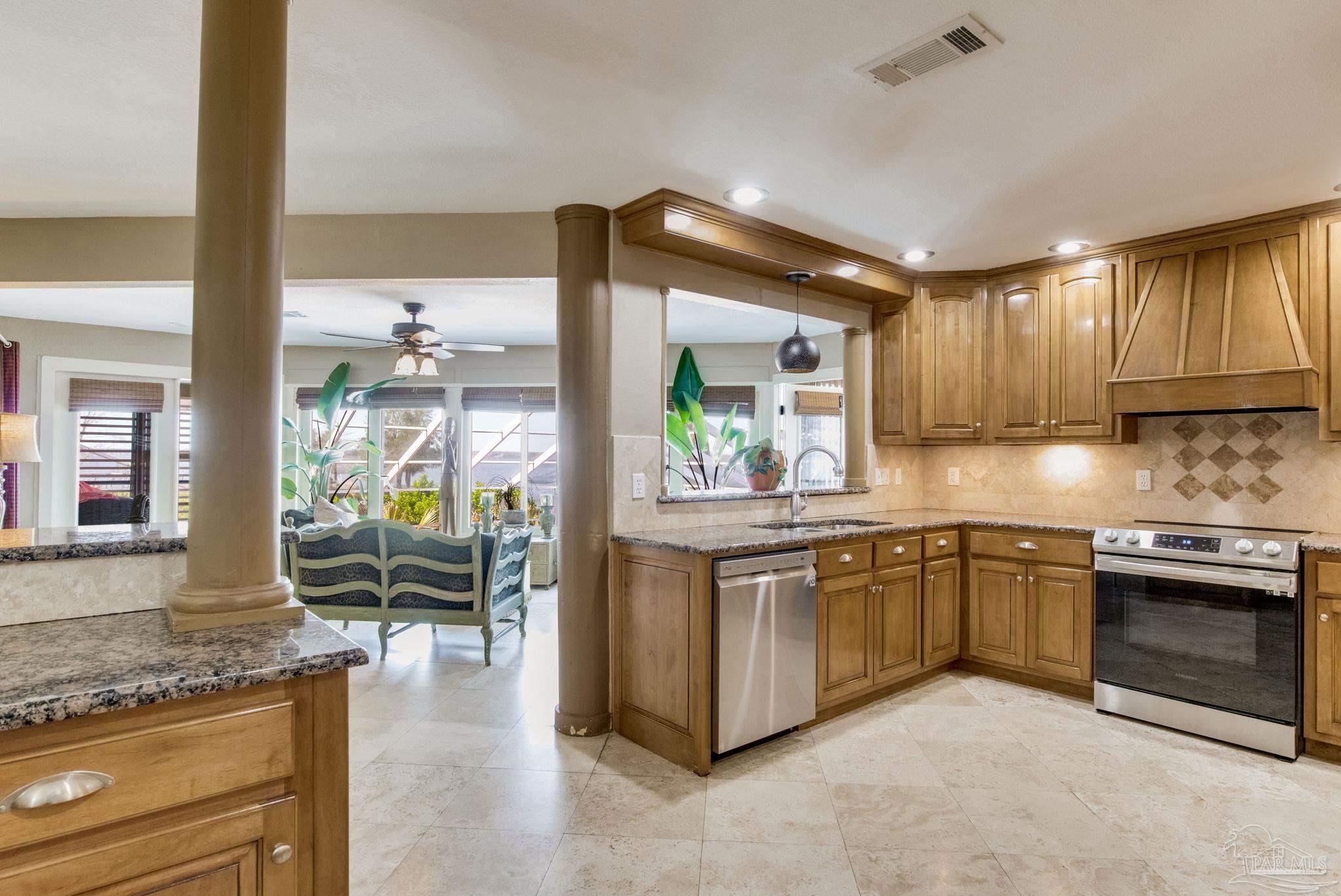 4552 Bayside Drive Milton, FL 32583 - Photo 19 of 71