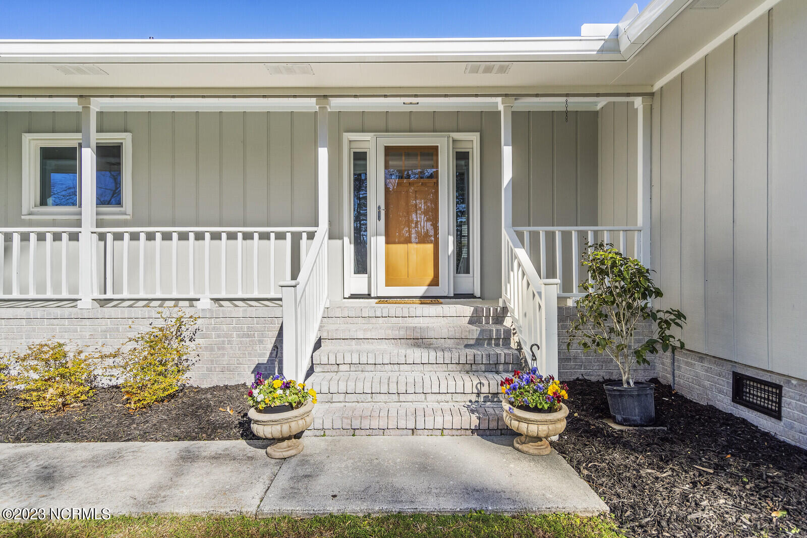 617 Porters Neck Road Wilmington, NC 28411 - Photo 4 of 47 09_DSC02797_mls