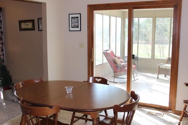 5211 Fitzgerald Road St. Clair, MI 48079 - Photo 9 of 27 IMG_8771.JPG