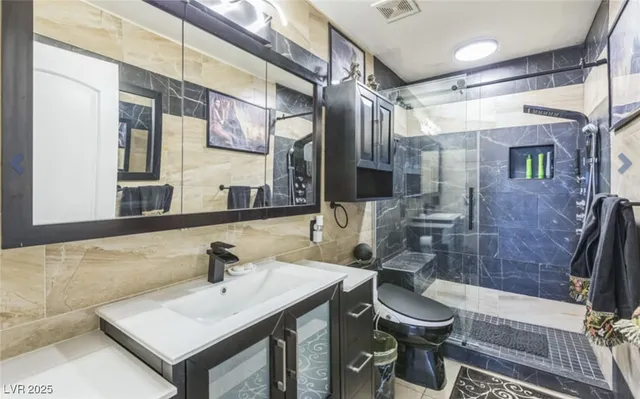 $5,000 | 4381 Flagship Court, Las Vegas, NV 89121