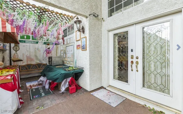 $5,000 | 4381 Flagship Court, Las Vegas, NV 89121