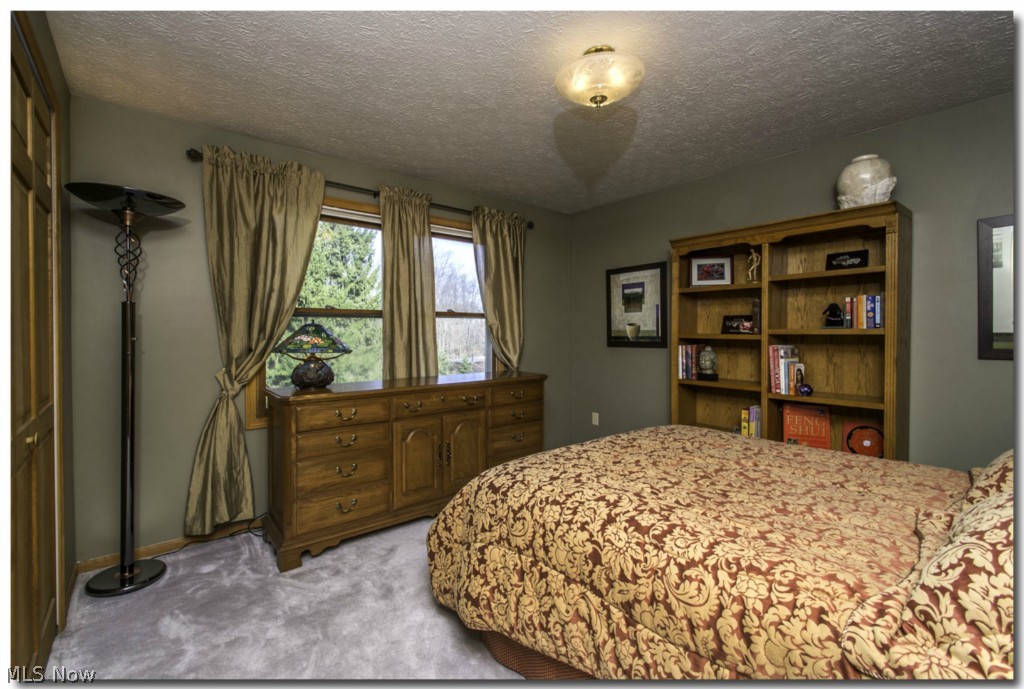 5750 Beach Road Medina, OH 44256 - Photo 17 of 25 Lovely second Bedroom up.