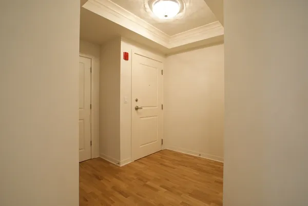 $3,200 | 425 Benjamin Drive, Unit 209, Vernon Hills, IL 60061