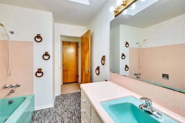 $569,000 | 7575 Chico Way Northwest, Bremerton, WA 98312