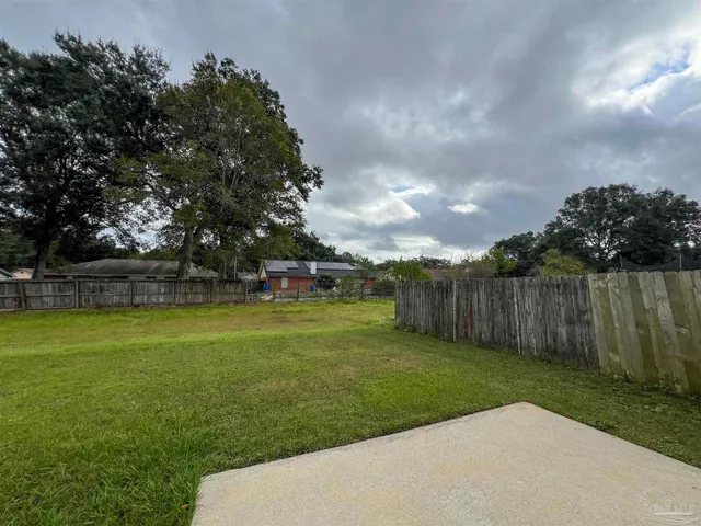 $1,700 | 10548 Wilderness Lane, Pensacola, FL 32534
