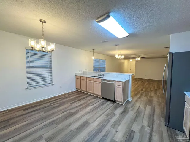 $1,700 | 10548 Wilderness Lane, Pensacola, FL 32534