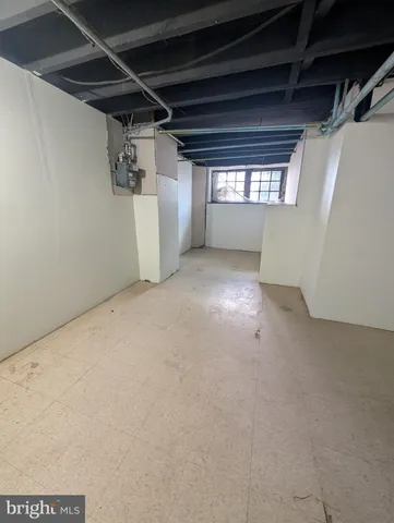 a view of a room with an empty space