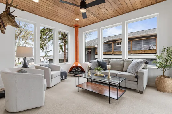 $3,149,000 | 4919 3 Points Boulevard, Mound, MN 55364