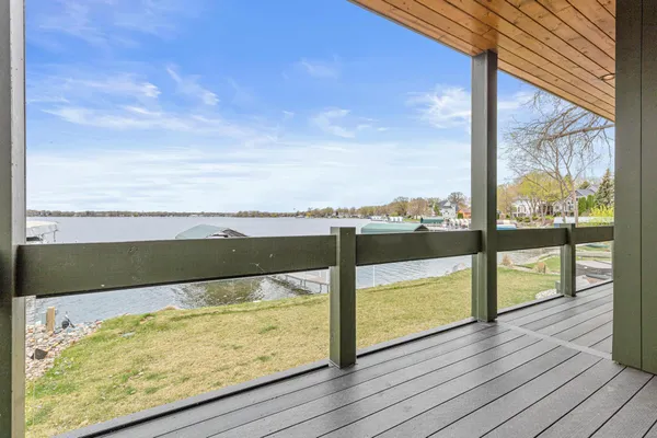 $3,149,000 | 4919 3 Points Boulevard, Mound, MN 55364