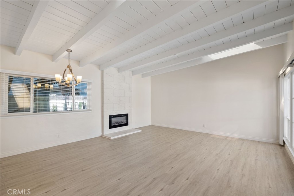 3516 Elm Avenue Manhattan Beach, CA 90266 - Photo 4 of 17 Dining area