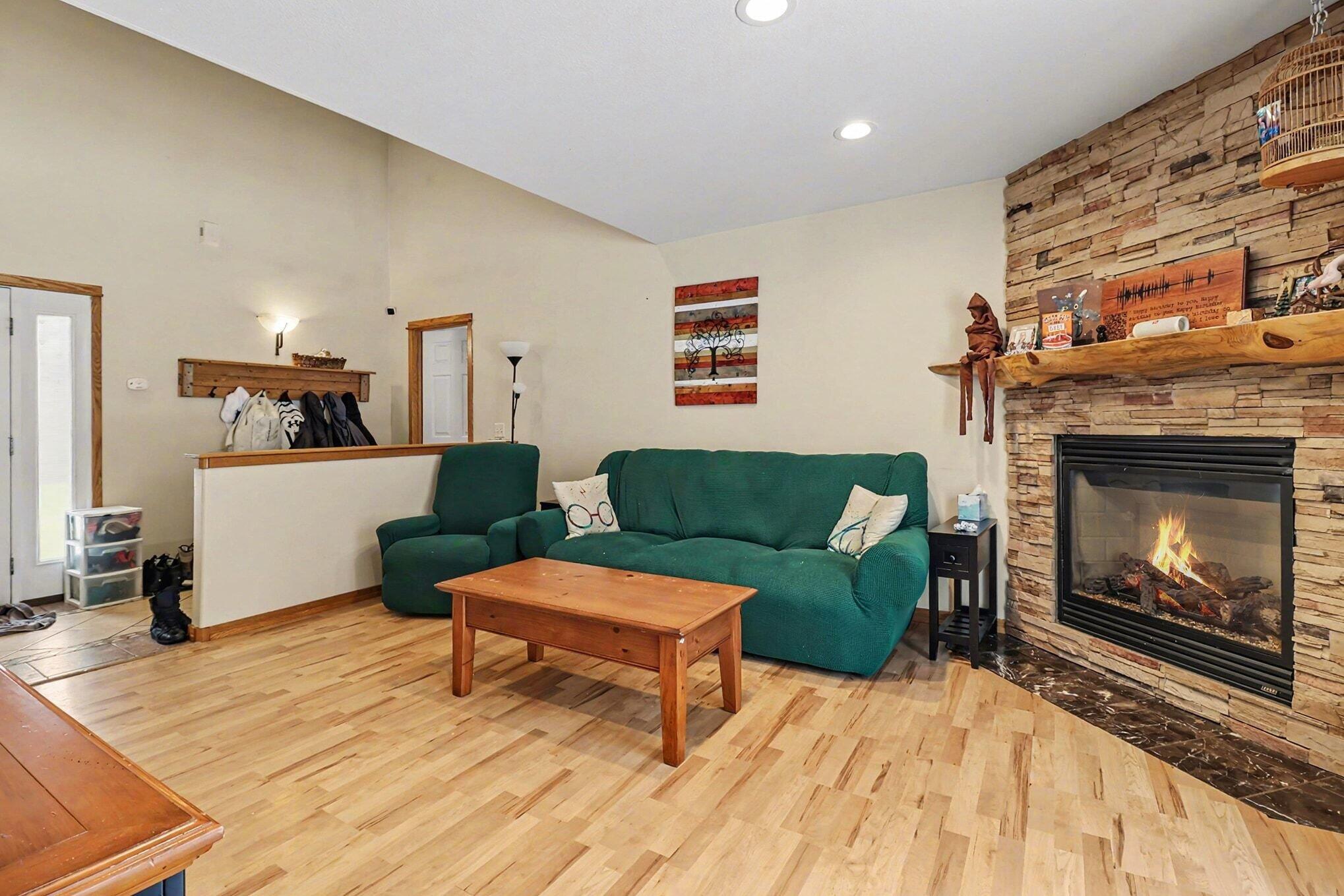 3553 Duck Lake Road Whitehall, MI 49461 - Photo 7 of 31 Living Room