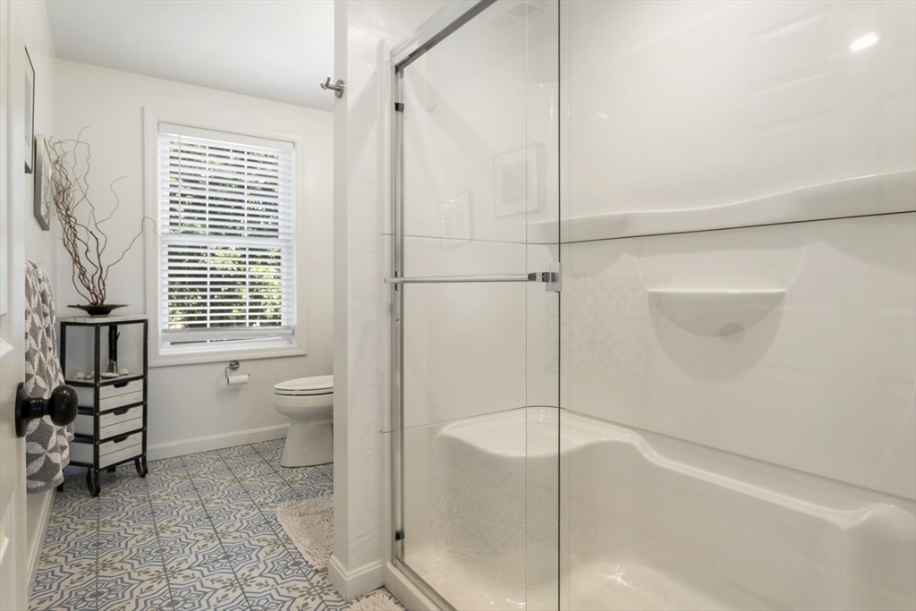 7 Grace Street Chelmsford, MA 01863 - Photo 25 of 39