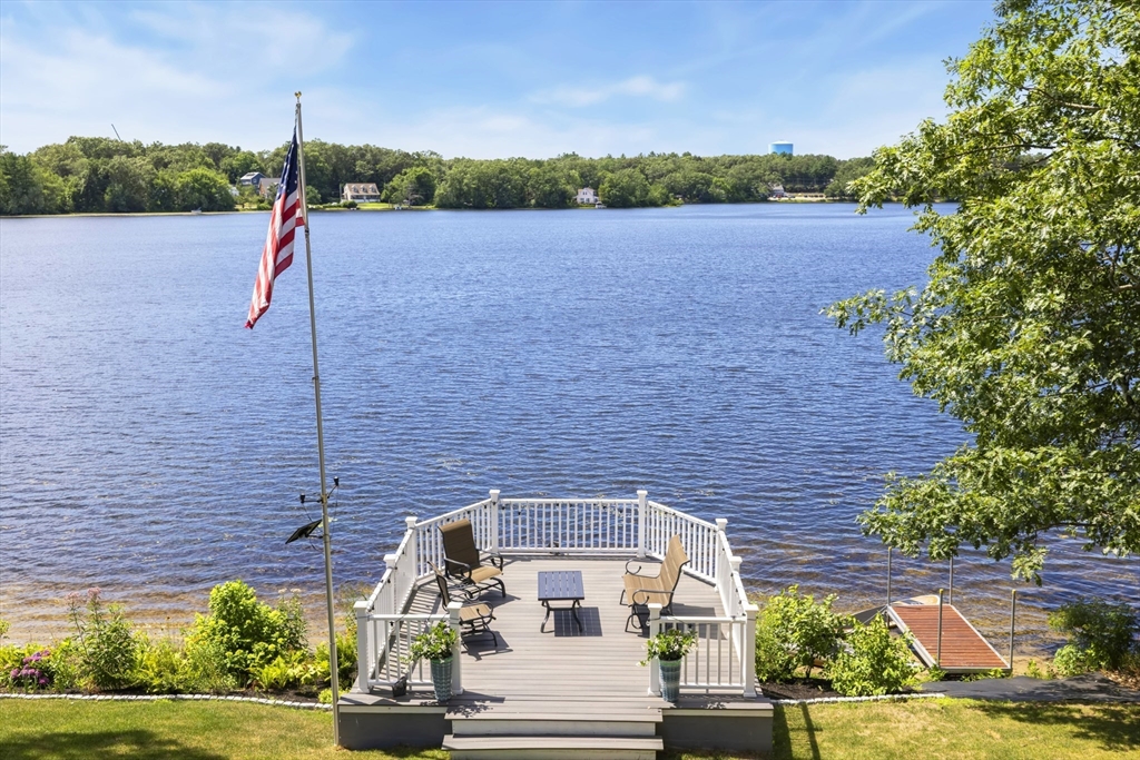 7 Grace Street Chelmsford, MA 01863 - Photo 3 of 39