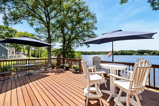 an outdoor view with patio