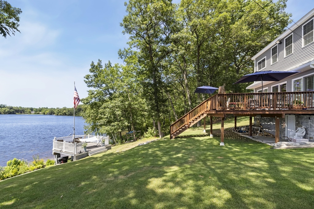 7 Grace Street Chelmsford, MA 01863 - Photo 8 of 39