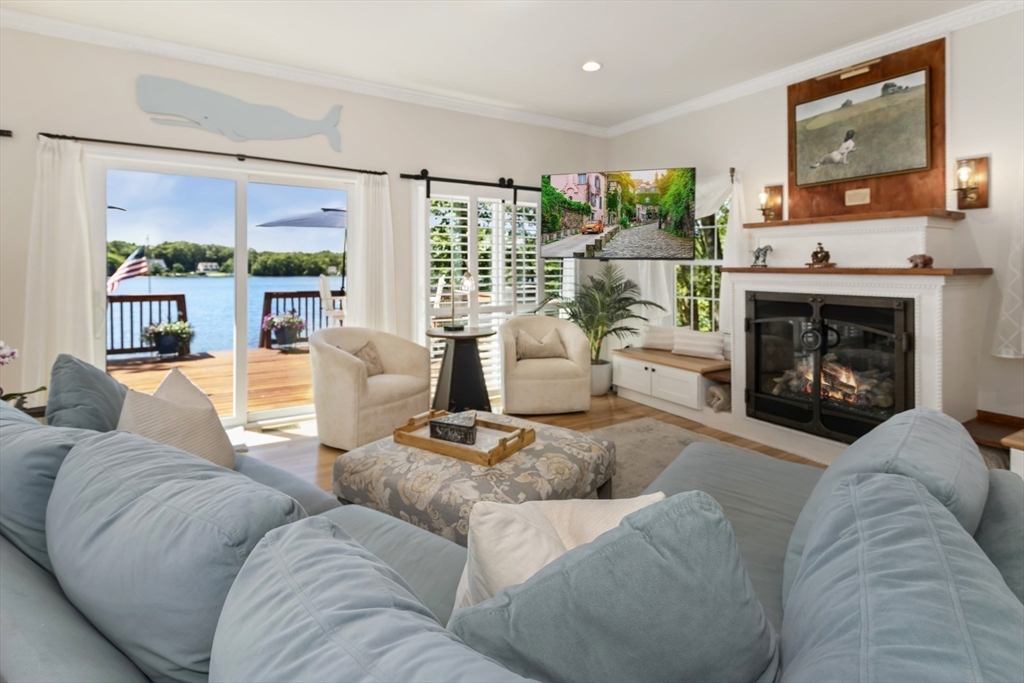 7 Grace Street Chelmsford, MA 01863 - Photo 10 of 39