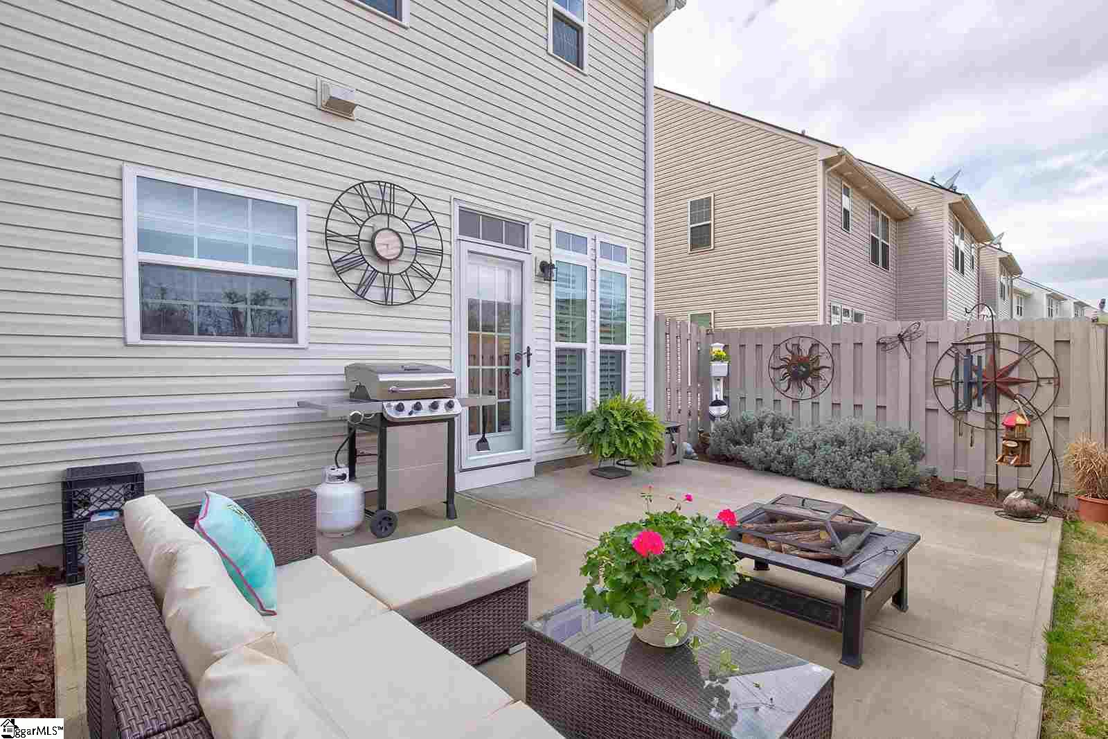 437 Christiane Way Greenville, SC 29607 - Photo 3 of 36 Gallery Image 3